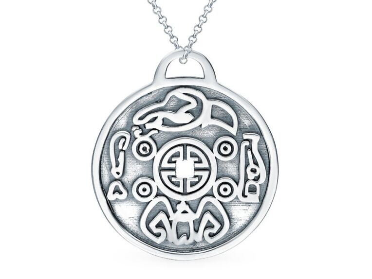 Silver pendant-amulet Pera para sa magandang kapalaran
